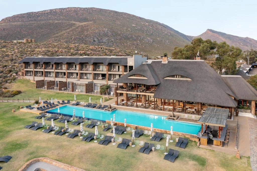WESTERN CAPE BIG 5 SAFARI + ZANZIBAR! 12 NIGHTS — MAY 2027 — £2,499PP