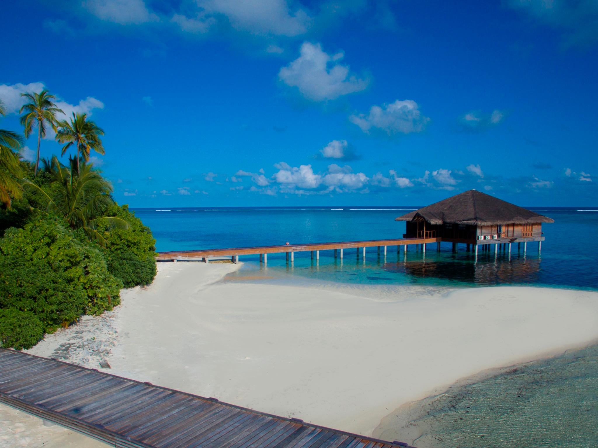 The Most Exclusive LONGEST Maldives Couple Deal 21 Nights from ONLY £6,899 (Per Couple)