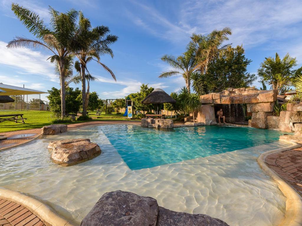 12 NIGHTS | BIG 5 SAFARI, GARDEN ROUTE & CAPE TOWN From just £2,699pp