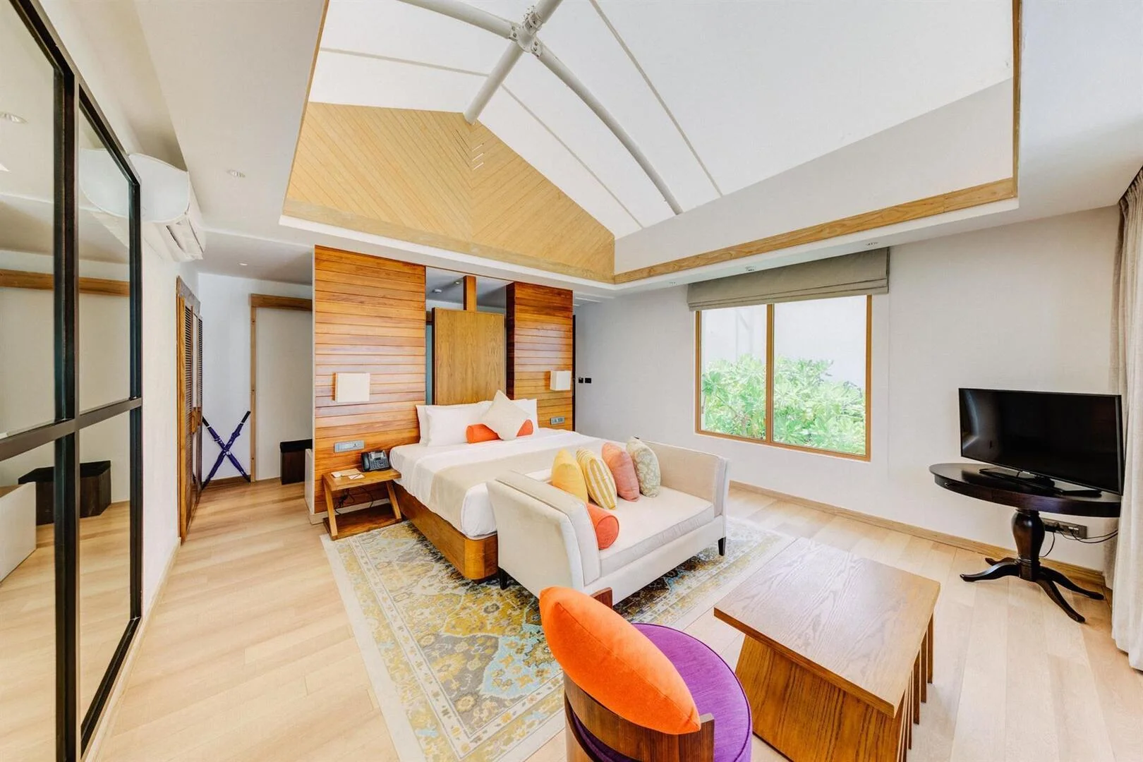 14 NIGHTS Cinnamon Hakuraa Huraa Maldives 5 STAR LUXURY ADULTS ONLY WATER BUNGALOW • ALL INCLUSIVE From £3199PP