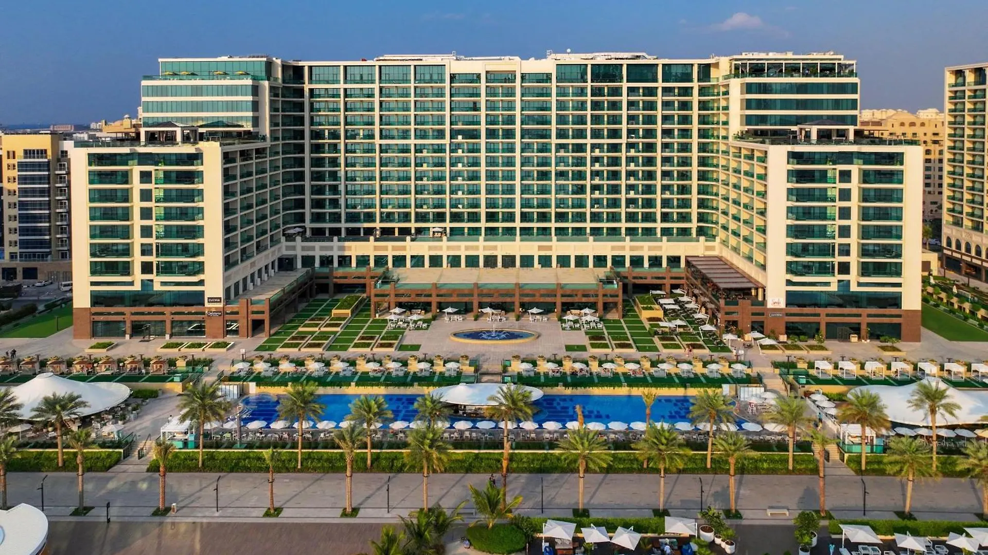 Luxury 5-Night Stay at Marriott Resort Palm Jumeirah with Palm Deluxe Room