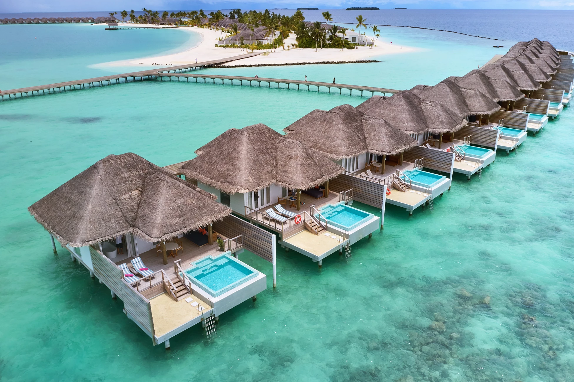 08 Nights holiday at Sun Siyam Iru Veli and Furama Riverfront with Premium All Inclusive Signature Plan