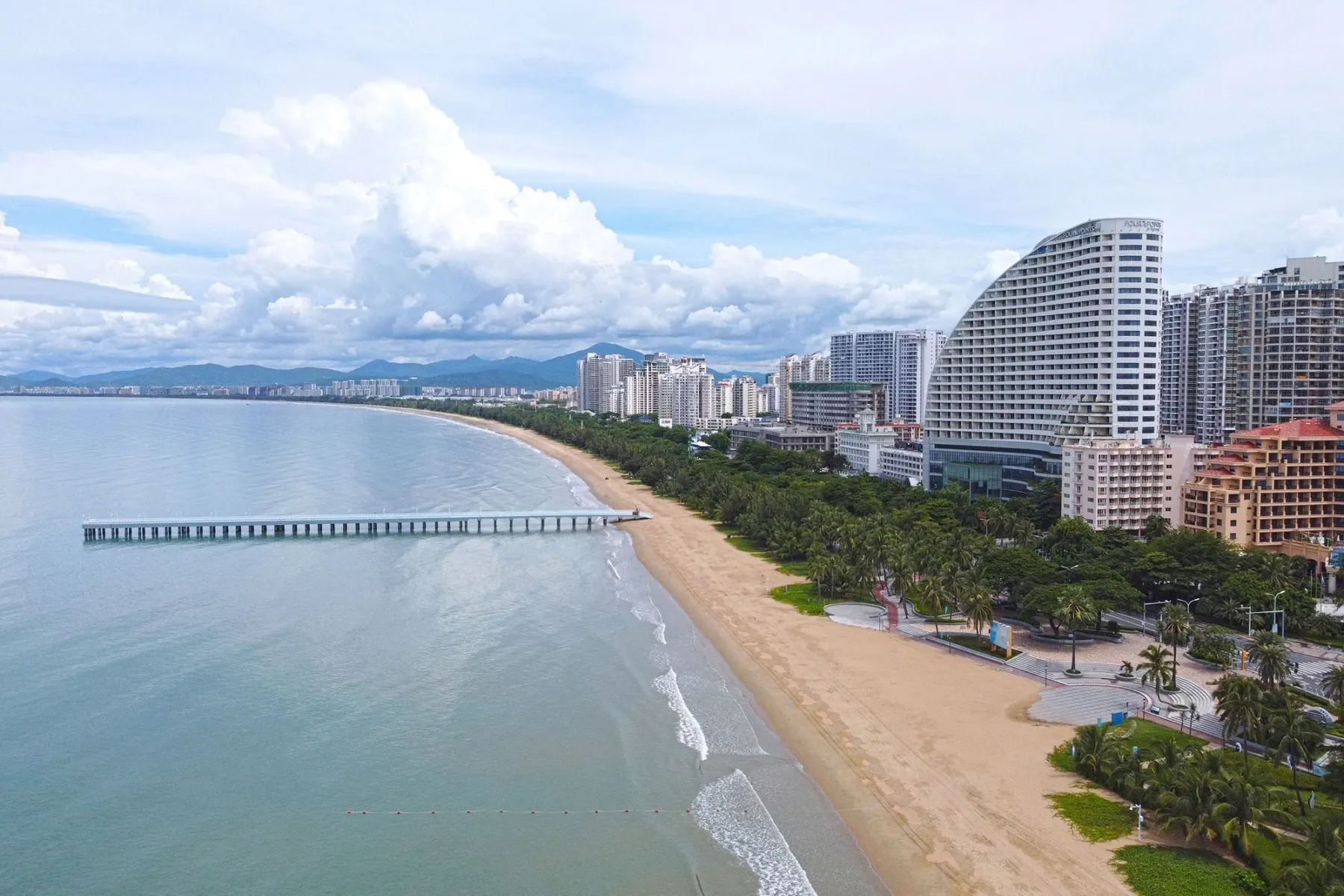 10 Nights Sanya – the Hawaii of China + Hong Kong & Singapore, all from just £1599pp!