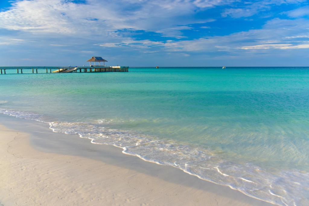 The Holiday Nobody Else Is Selling... Angkor Wat ? The Maldives of South East Asia | From Just £2,699pp