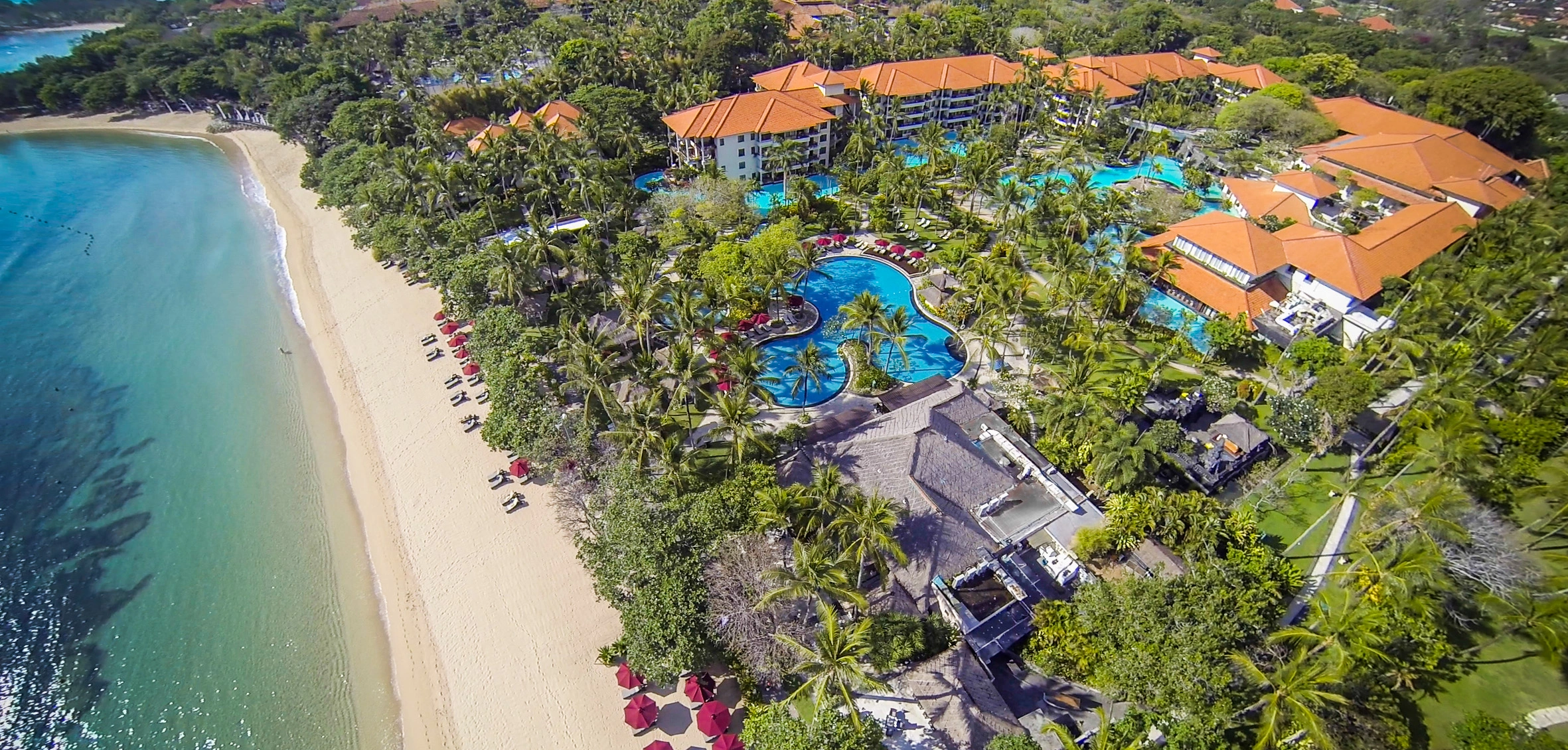 Triple Treat: 10 Nights Holiday at Hong Kong, Singapore & Bali  with Breakfast