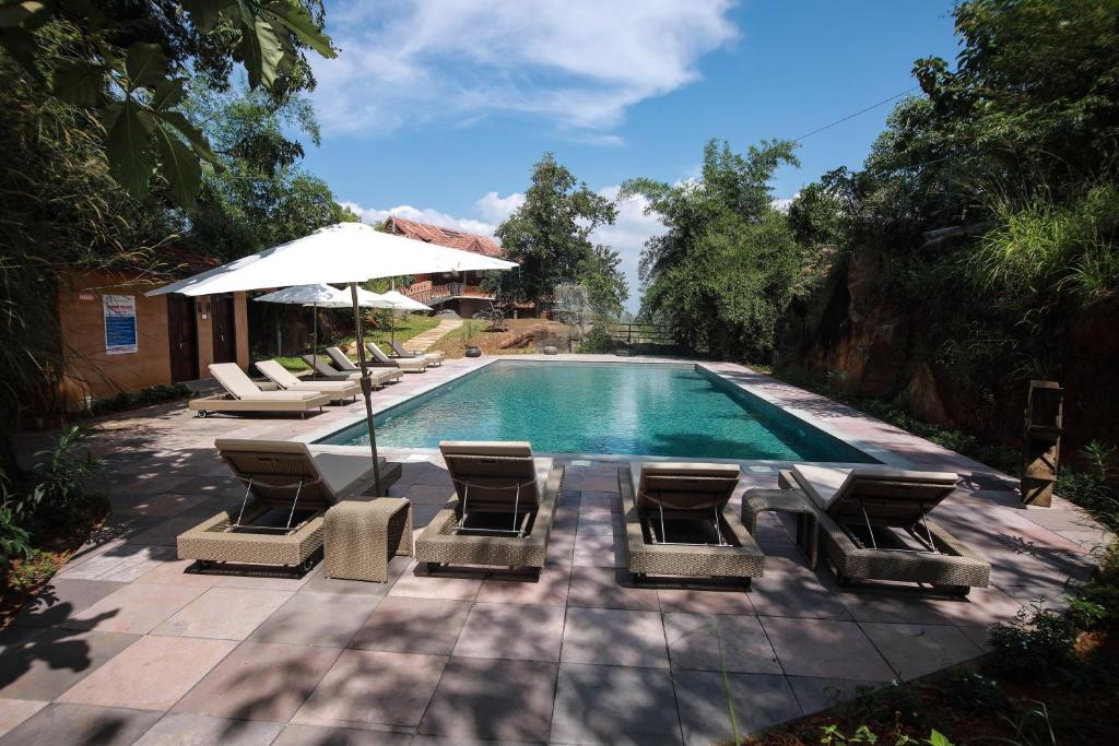 11 Days / 10 Nights Kerala Houseboat & Ayurveda Rejuvenation From Only £2299pp – September 2026 Departures