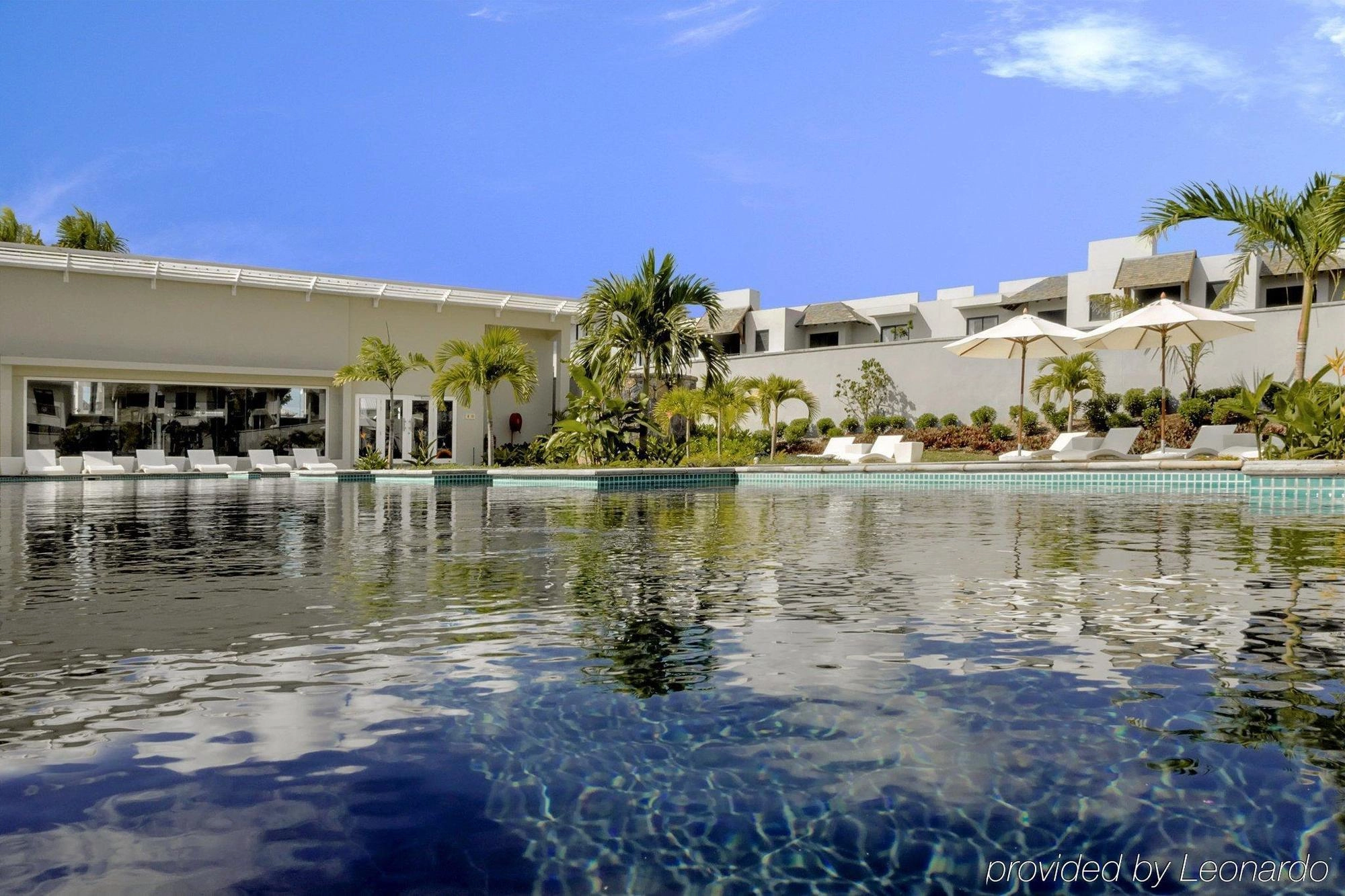 £4,599 FAMILY HOLIDAY! MAURITIUS | MAY HALF TERM 2027 7 NIGHTS RADISSON BLU AZURI ALL-INCLUSIVE 2 ADULTS + 2 KIDS