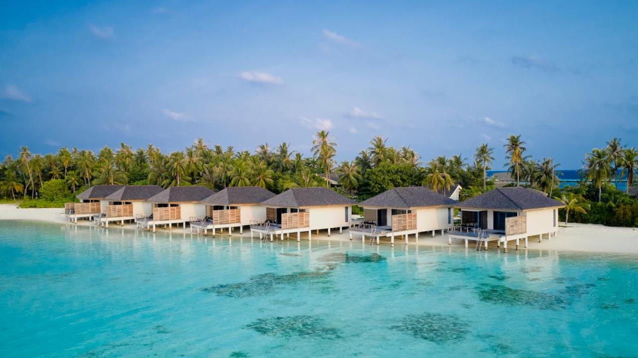 07 Nights in Le Meridien Maldives - free upgrade to sunrise overwater villa - just for £2499pp (All Inclusive)
