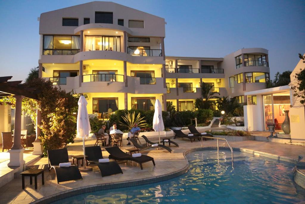 12 NIGHTS | BIG 5 SAFARI, GARDEN ROUTE & CAPE TOWN From just £2,699pp