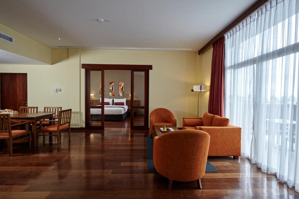 Luxury Sri Lanka Beach Escape 14 Nights Beachfront All Inclusive Only from £1499pp