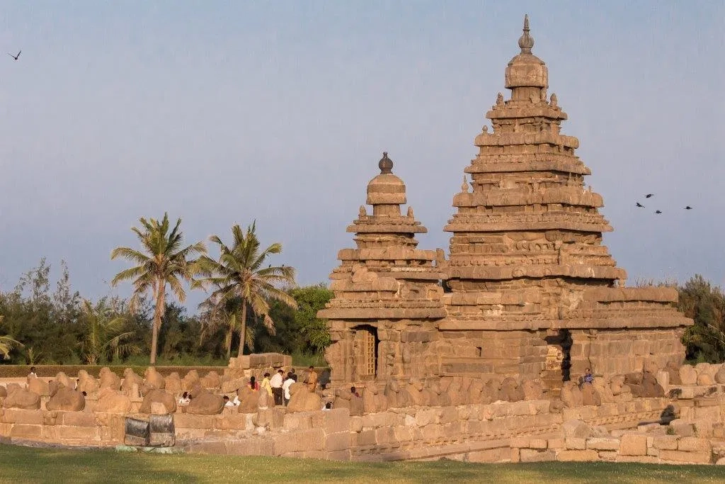 12 NIGHTS OF INDIA: ROYAL TIGERS, ANCIENT TEMPLES & KERALA HOUSEBOAT BACKWATERS — JUST £1,799pp!