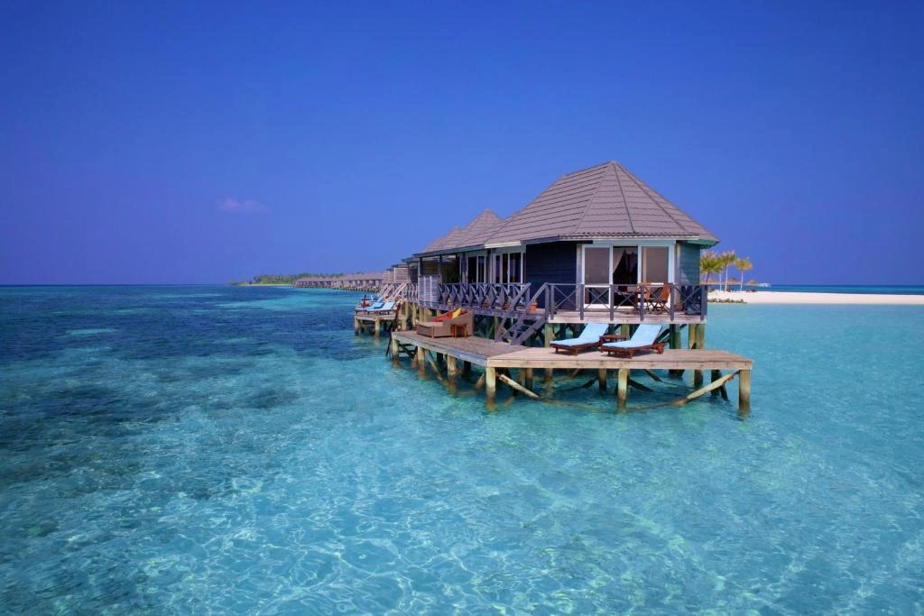 14 Nights Holiday at Kuredu Maldives with Beach villa