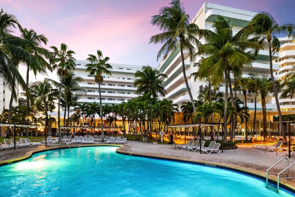 8 Nights Deluxe Deal Punta Cana & Miami