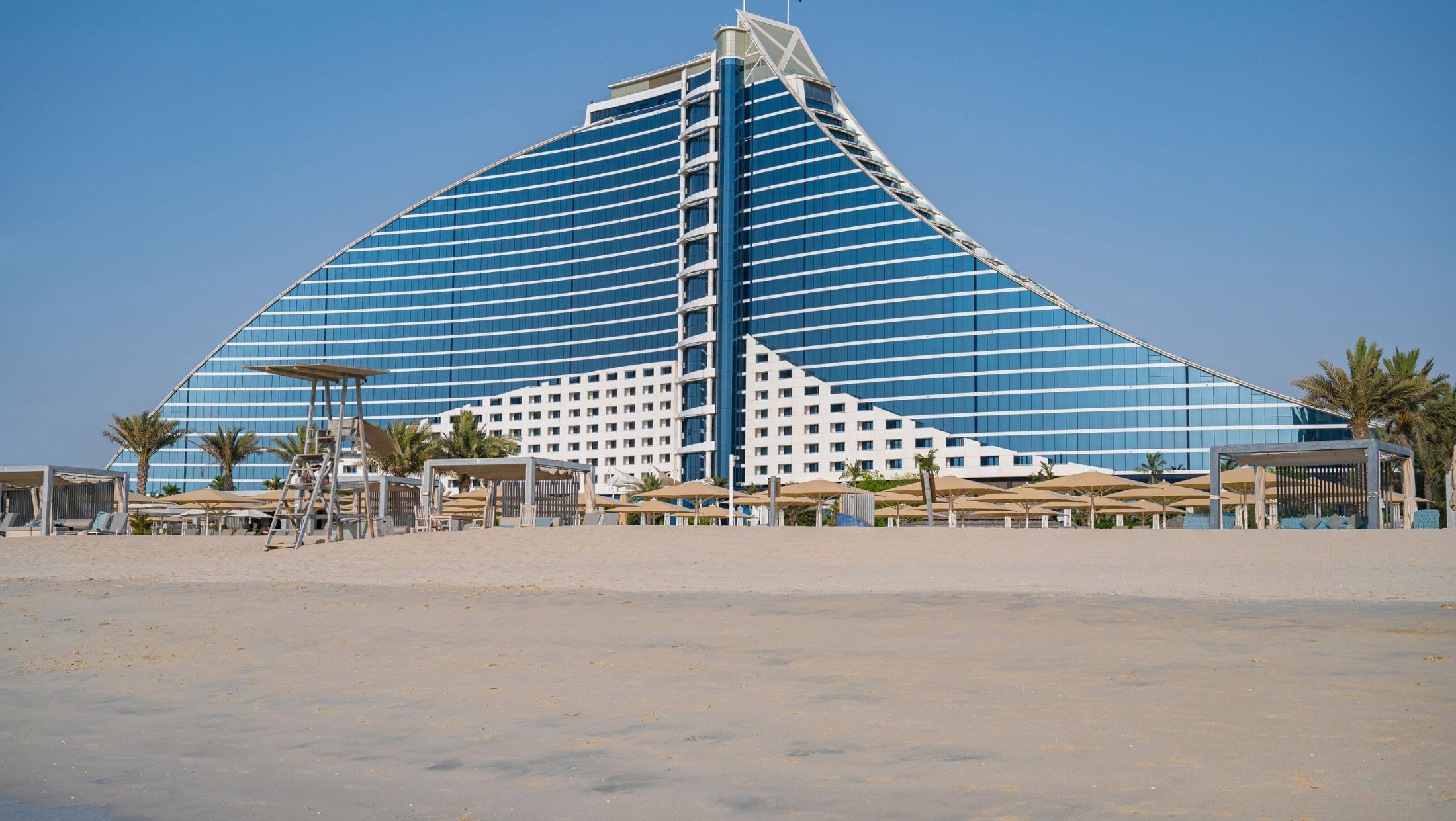 10 Nights Jumeirah Beach Hotel & Water Pool Villa at Residence Maldives Dhigurah on All Inclusive with flights & transfers just in £3199pp