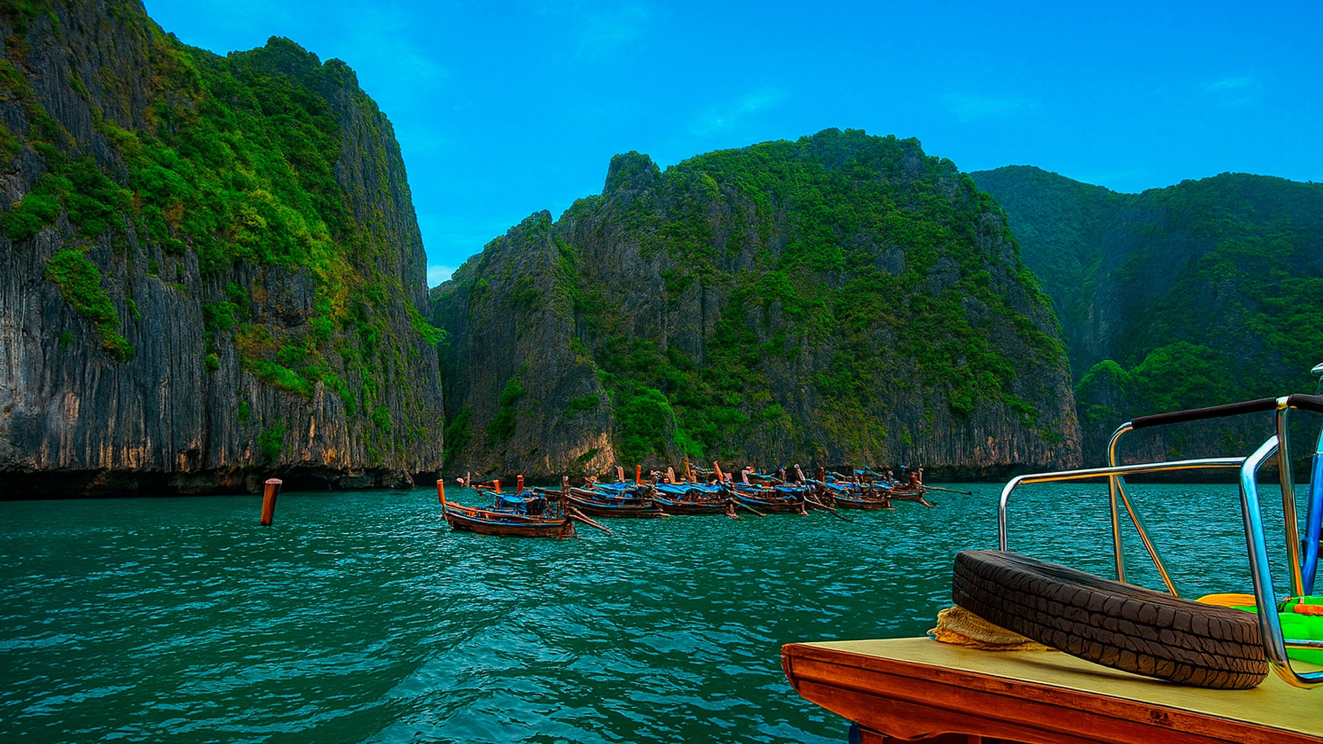 Explore Thailand
