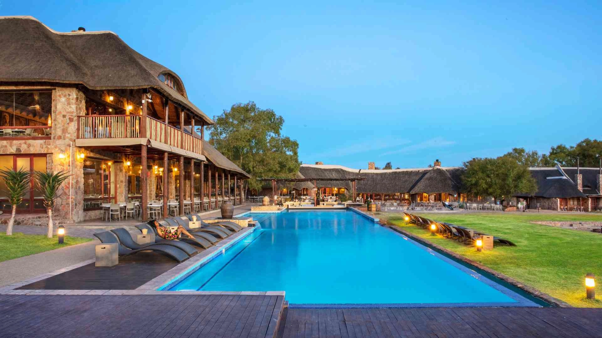WESTERN CAPE BIG 5 SAFARI + ZANZIBAR! 12 NIGHTS — MAY 2027 — £2,499PP