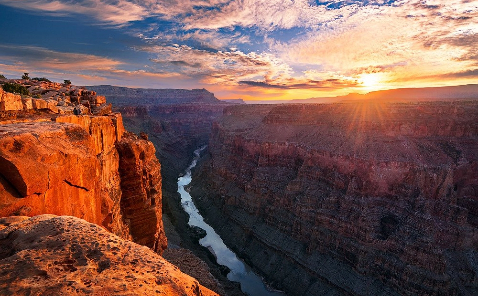 DON’T JUST VISIT AMERICA… DRIVE THROUGH IT! 15 DAYS • ROUTE 66 • FROM £1,759pp