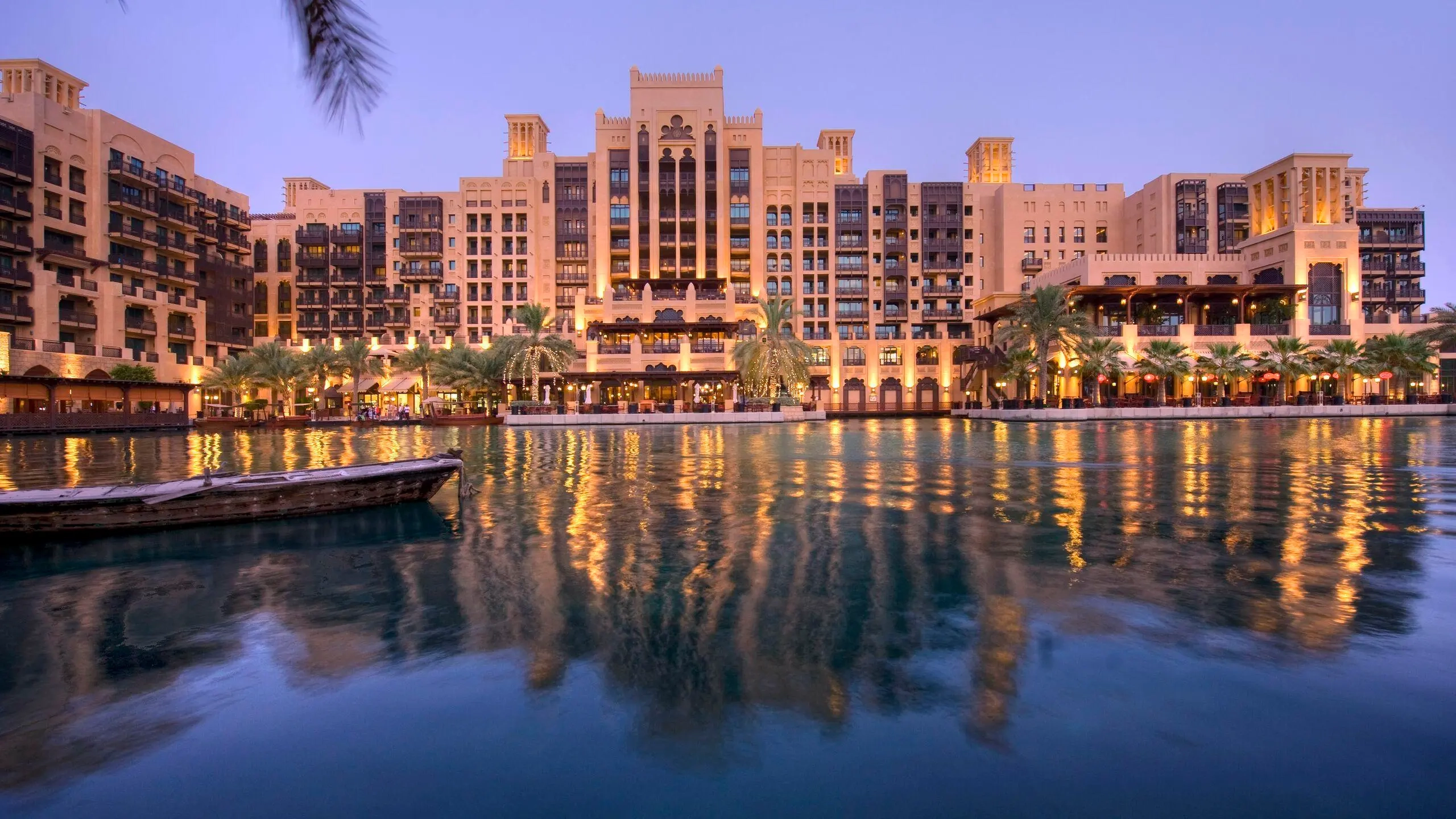 Avail 30% off 8 Nights Premium all-Inclusive Holidy Deal