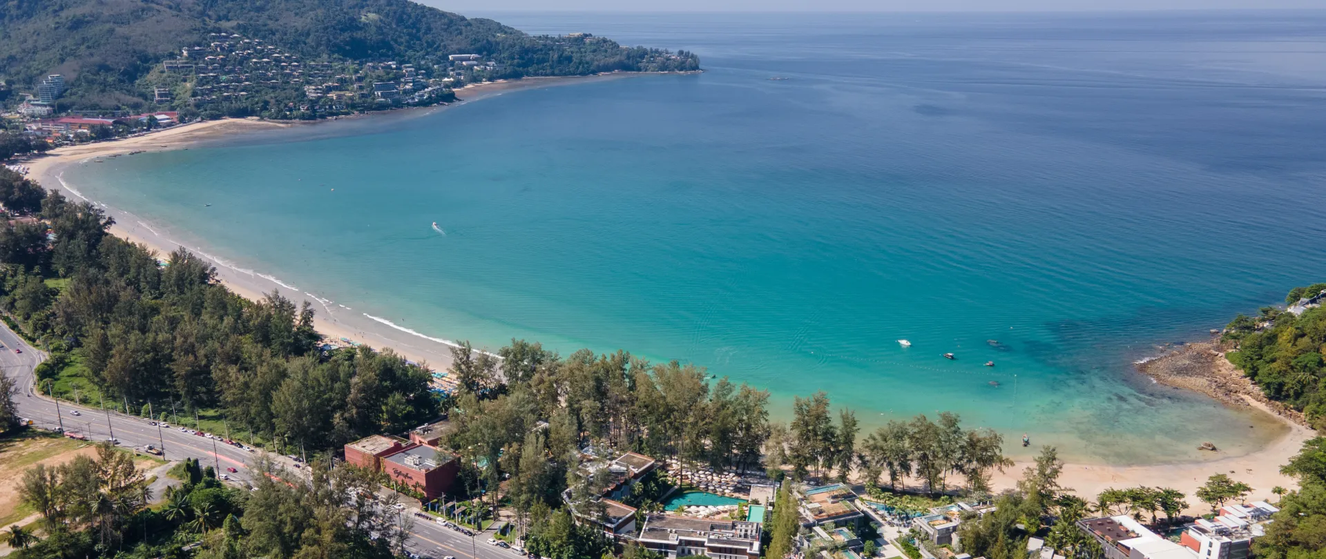 4 Iconic Destinations | 1 Unforgettable Journey Dubai, Vietnam, Hong Kong & Thailand 14 Nights starting from £1,999pp (June 2026)