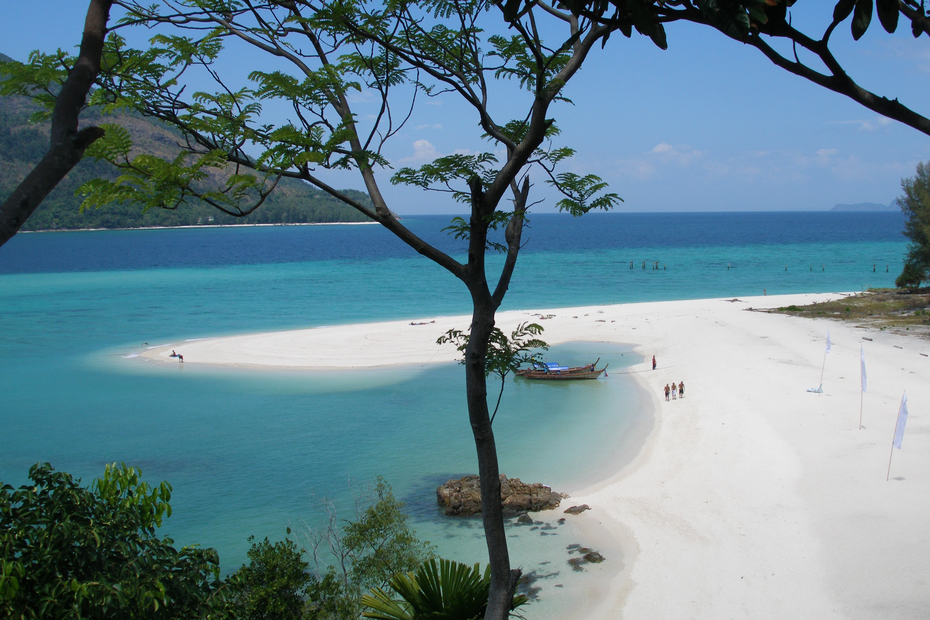 05 Nights Holiday in Idyllic Concept Resort with Deluxe room