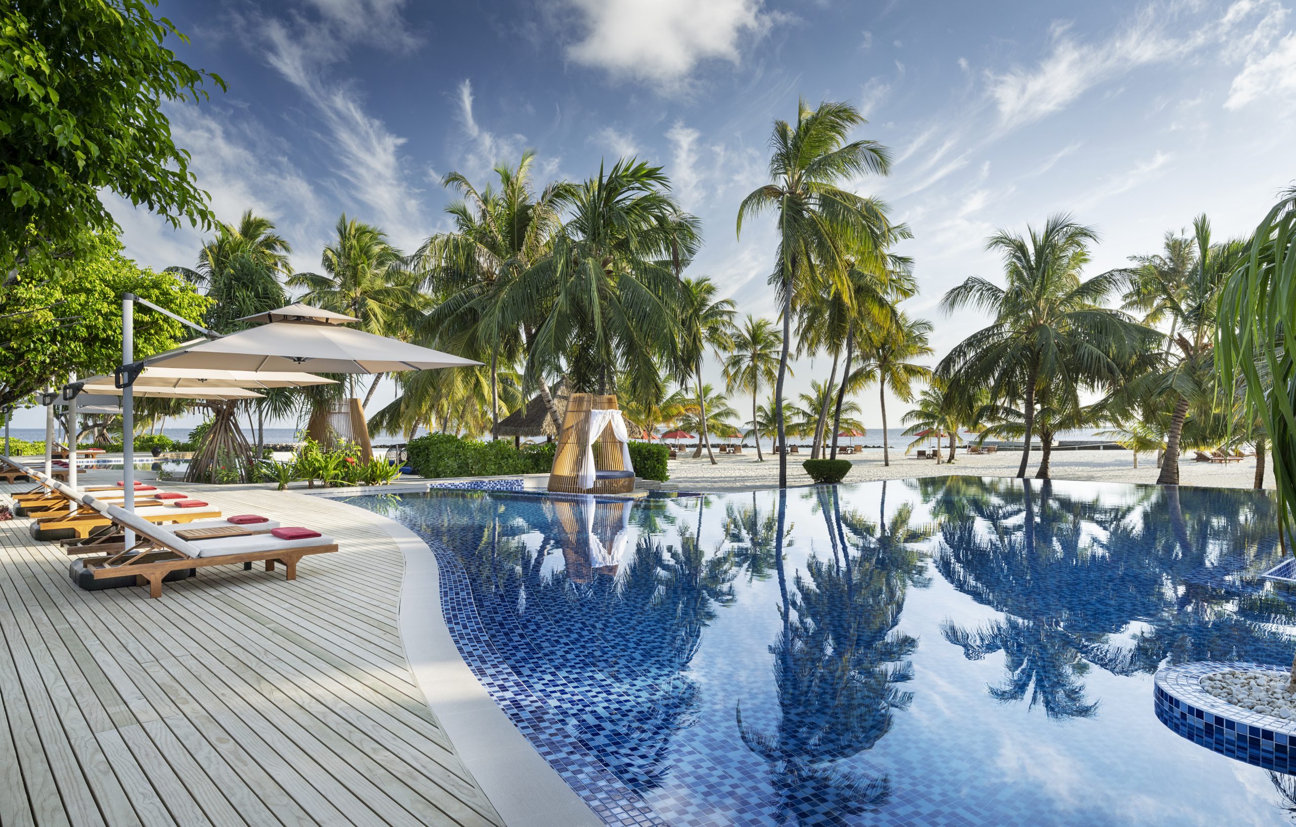 SPECIAL OFFER FOR MALDIVES & DUBAI