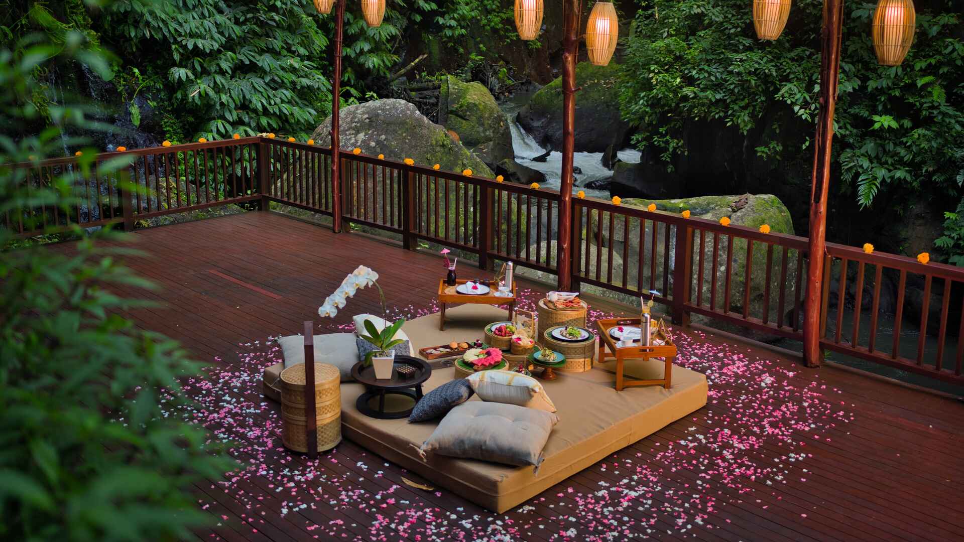 03 Nights holiday Nandini Jungle by Hanging Gardens with Jungle View Royal Suite