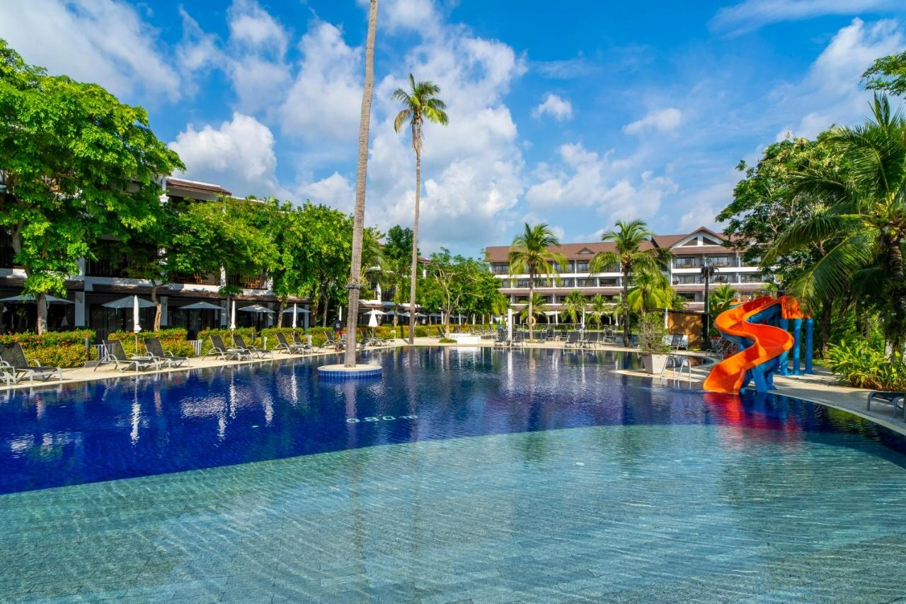 MAY HALF TERM 2027 JUST GOT A SERIOUS PHUKET UPGRADE! 7 NIGHTS FOR 2 ADULTS + 2 KIDS — JUST £3,199!