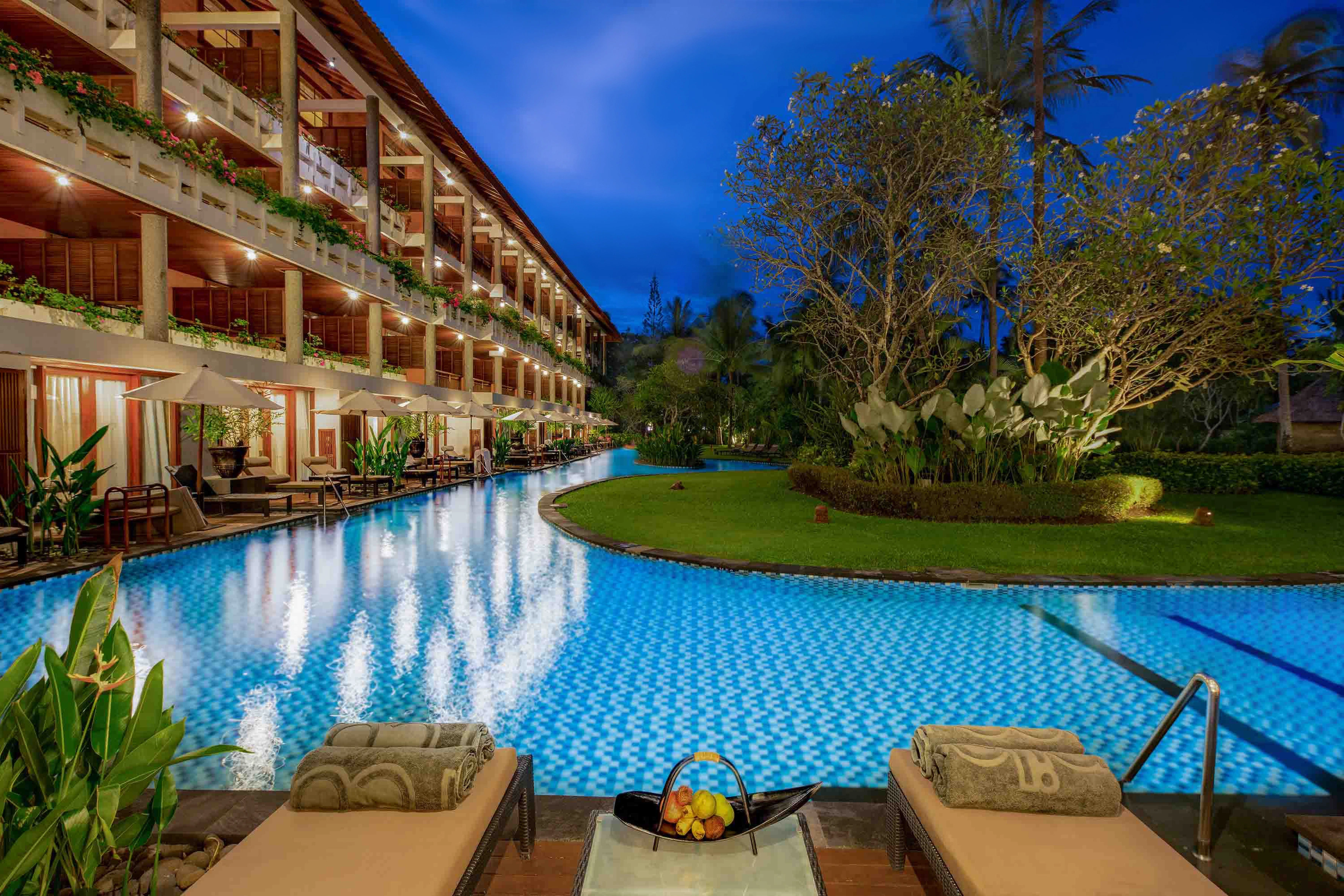 Enjoy the stay in Singapore and Bali (All Inclusive)