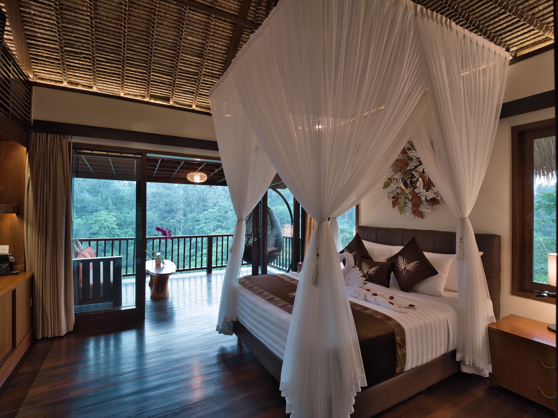 10 Nights Triple Destination holiday Deal