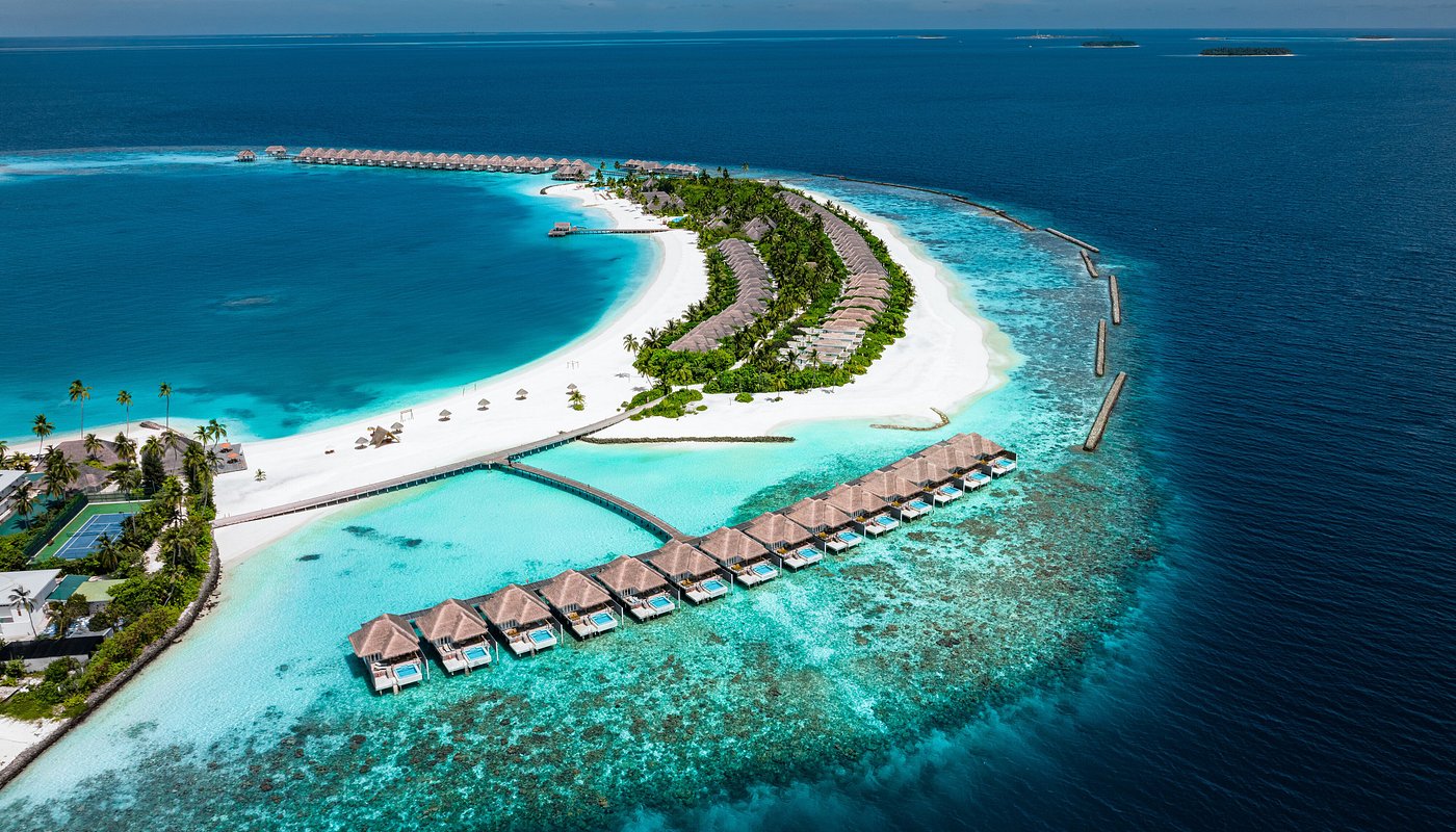 09 Holiday at Sun Siyam Iru veli Maldives with Ocean Suite with Pool