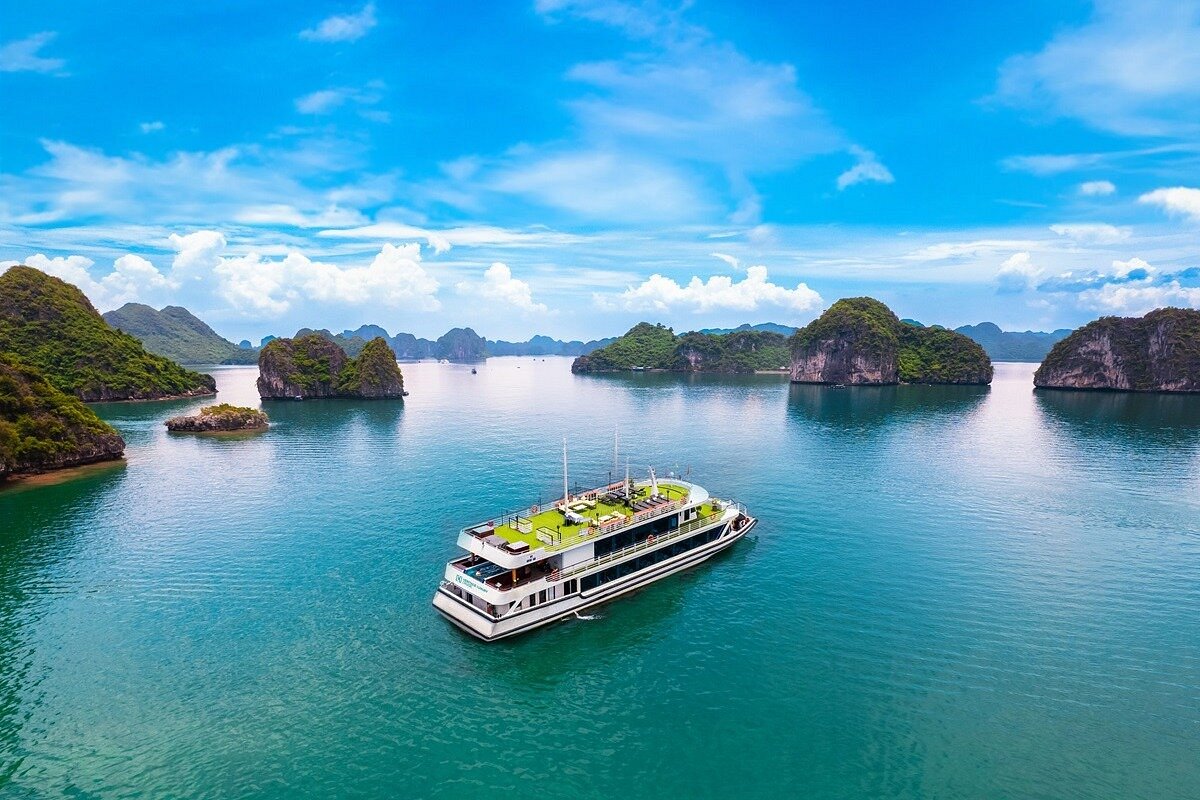 14 Nights Vietnam & Cambodia 5 Star Halong Bay Cruise • Beach Escape Included Starting from £1899pp
