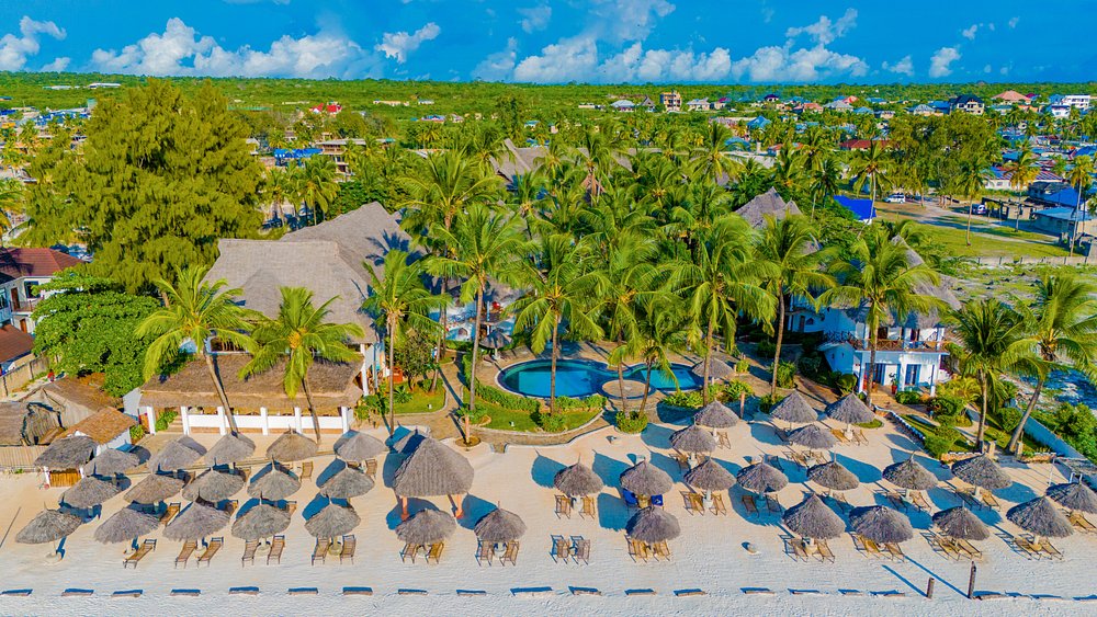 WESTERN CAPE BIG 5 SAFARI + ZANZIBAR! 12 NIGHTS — MAY 2027 — £2,499PP