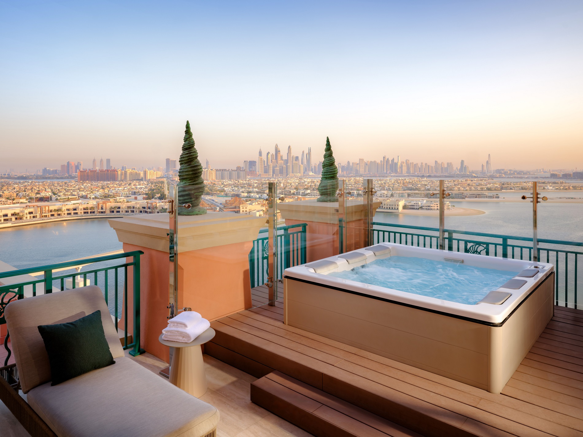 03 Nights Holiday Deal at Atlantis the Palm with Ocean Queen Room