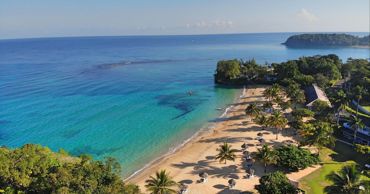 09 Nights of Fun & Relaxation in Las Vegas and Jamaica with Junior  Suite