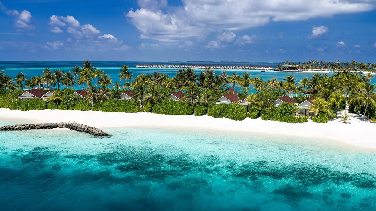 7 Nights Holiday to the enthralling Oblu Select Lobigili Maldives