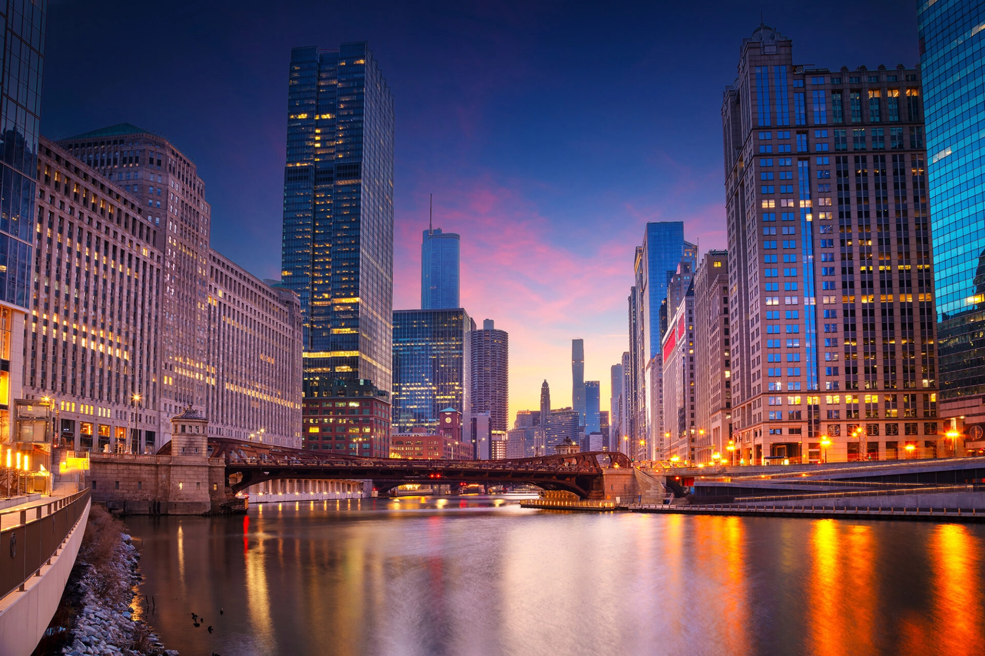 DON’T JUST VISIT AMERICA… DRIVE THROUGH IT! 15 DAYS • ROUTE 66 • FROM £1,759pp