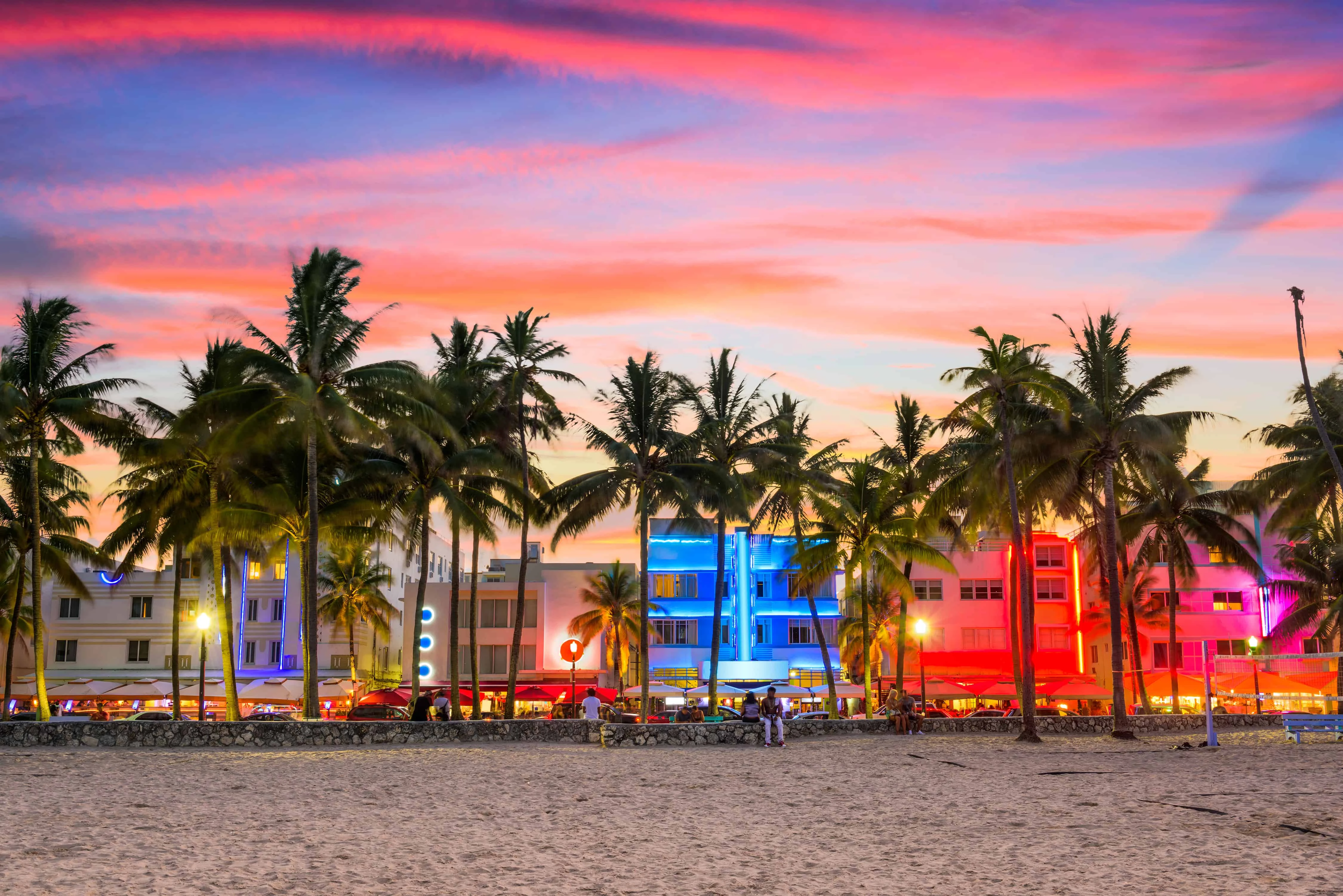 Fall in love across 3 iconic destinations New York • Las Vegas • Miami 10 Nights Starting from £3399 per couple!
