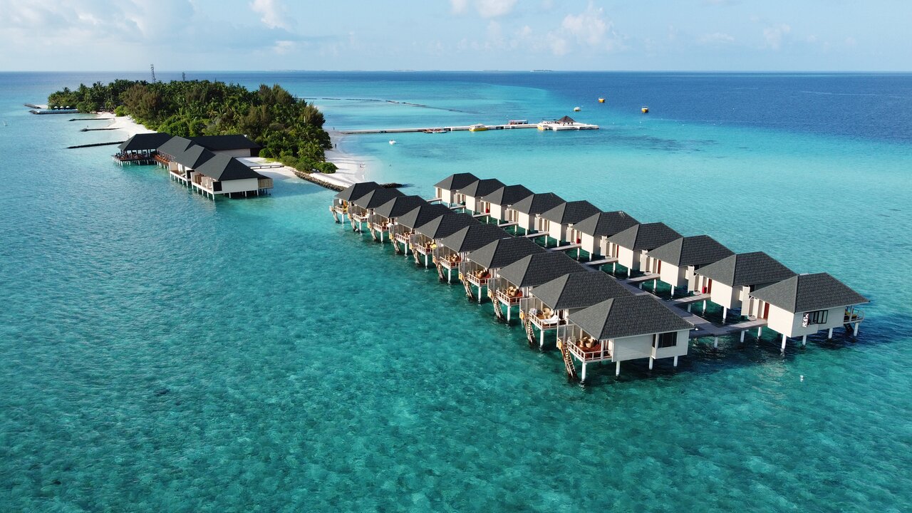 07 Nights Holiday at Summer Island Maldives with Half Board