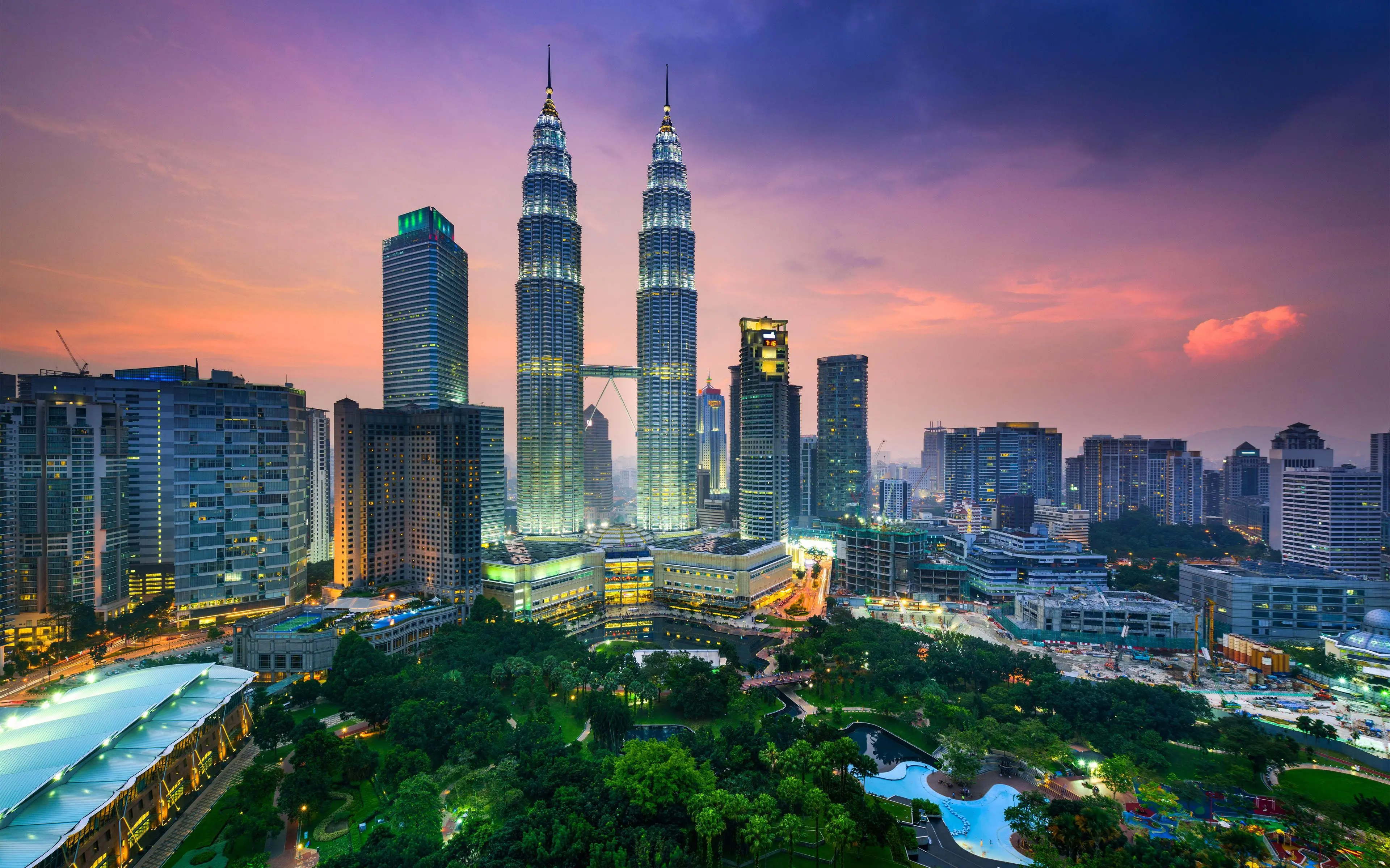 07 Nights Holiday in Hong Kong & Kuala Lupmpur with Standard Room