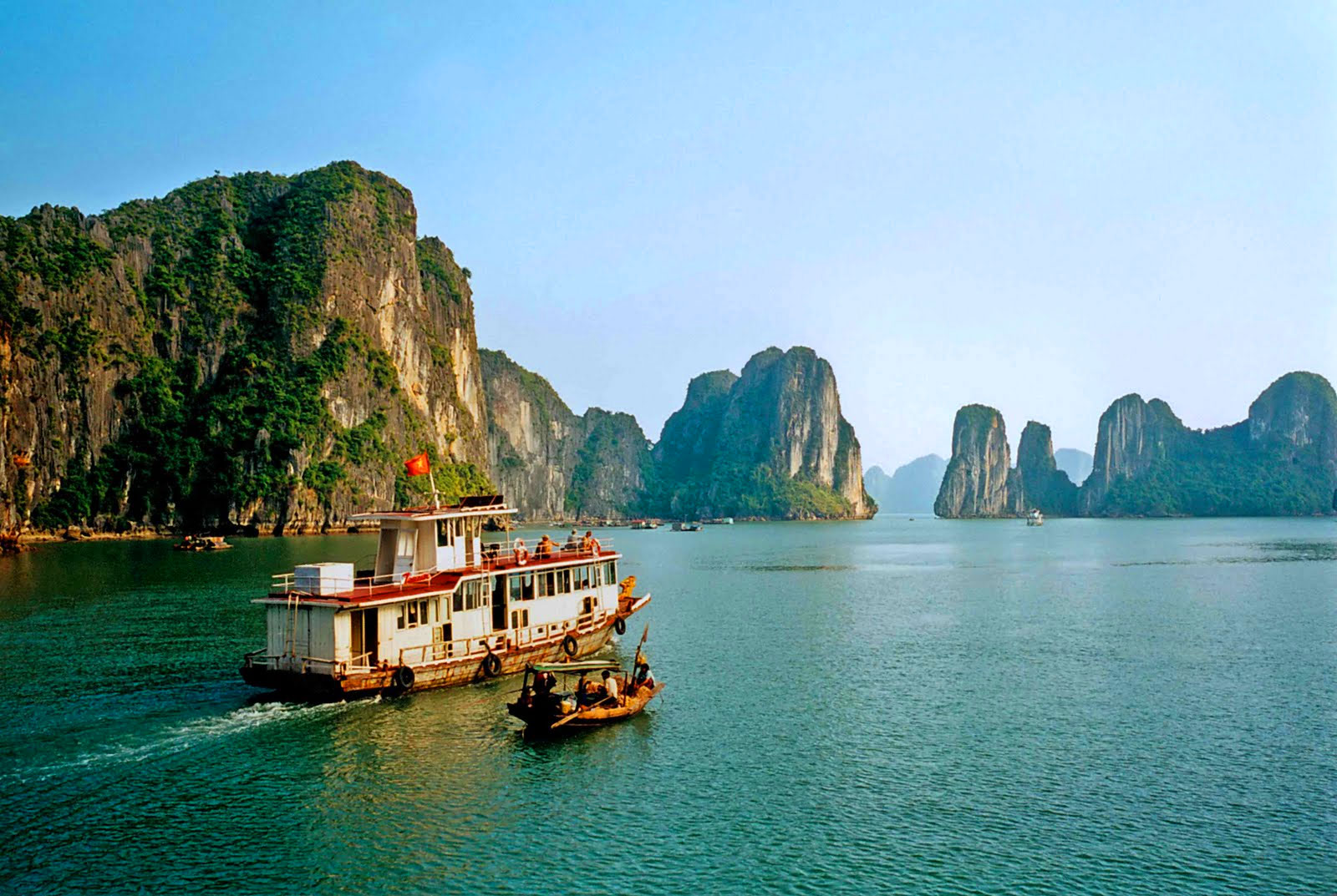 15 Days of Culture, History & Adventure: A Perfect Vietnam & Cambodia Journey Starting from £2999