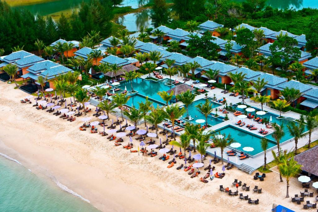 21 Nights of Luxury in Khao Lak, Phuket Krabi with Flights & Transfers, Just in £ 1,599 PP