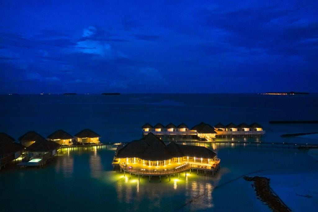 07 Holiday at Sun Siyam Iru veli Maldives with Ocean Suite with Pool