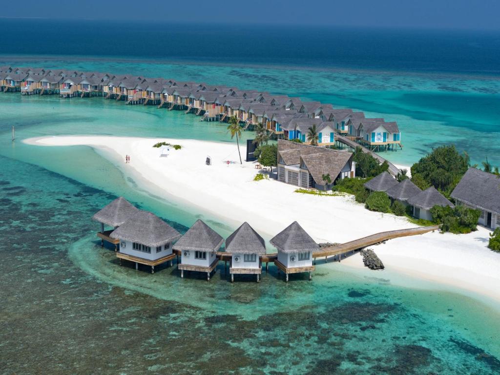 Luxury Escape! 07 Nights All Inclusive Holiday Package for Cora Cora Maldives with Lagoon Pool Villa just in £3749pp