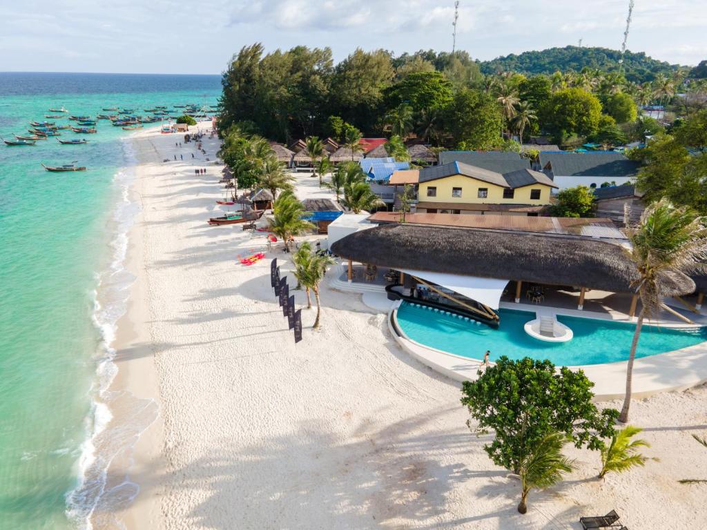  Dive into Thailand’s Water Paradise: Phuket, Krabi & Koh Lipe! 15 Nights of Ocean Bliss for Just £1599/pp – Book Your Adventure Now! 
