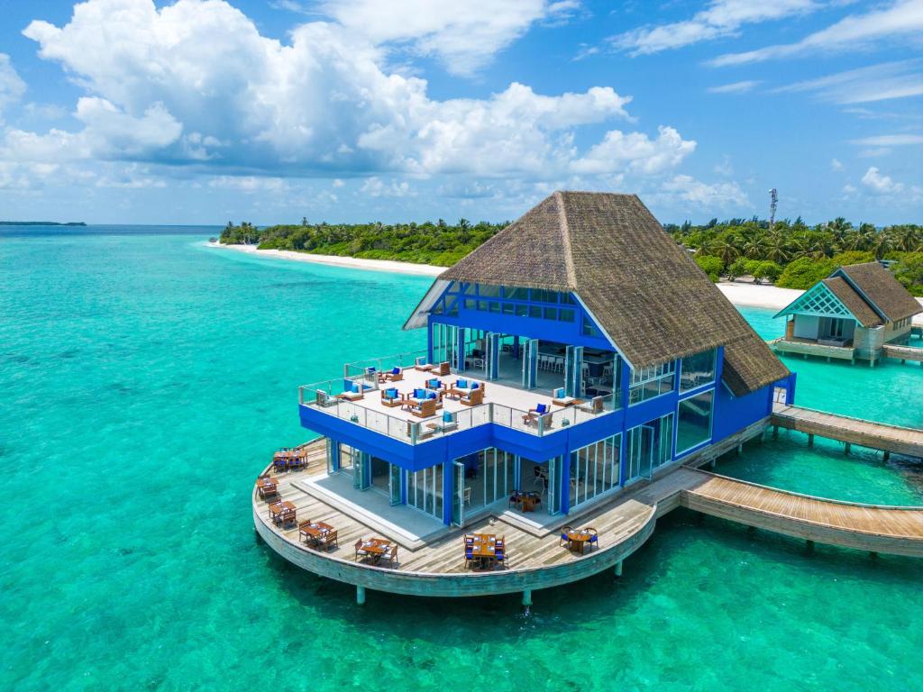 07 Nights in Ifuru Island Maldives price starting from £1,799/pp FREE Upgrade from Sunset Sky Suite to Sunset Beach Suite | All Inclusive
