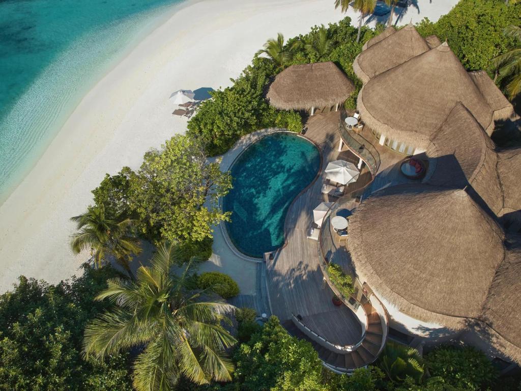 07 Nights of Ocean House with Private Pool in The Nautilus Maldives W/flights & Transfers just in £7299pp