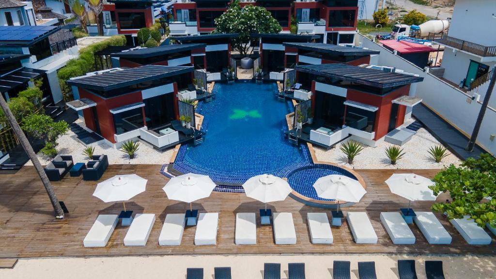 28 NIGHTS • 4 UNIQUE DESTINATIONS PHUKET • KRABI • KHANOM • KOH SAMUI STARTING FROM JUST £1,799PP