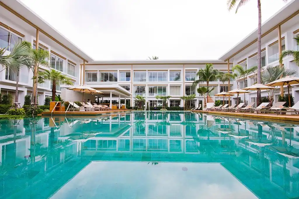 Capture the Savings: Limited Time Exclusive Holiday Deal for 12 Nights  Elephant Hills Safari, Koh Samui & Bangkok - just in £1749pp