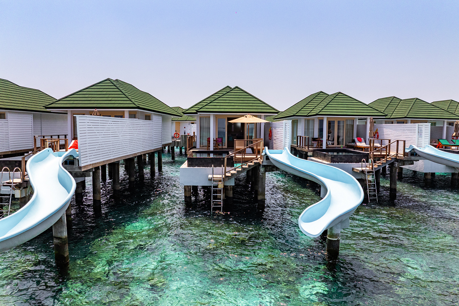 TEAM BEACH OR TEAM OVERWATER? SIYAM WORLD MALDIVES | SUMMER 2027 7 NIGHTS FOR A FAMILY OF 4 FROM JUST £6,699!