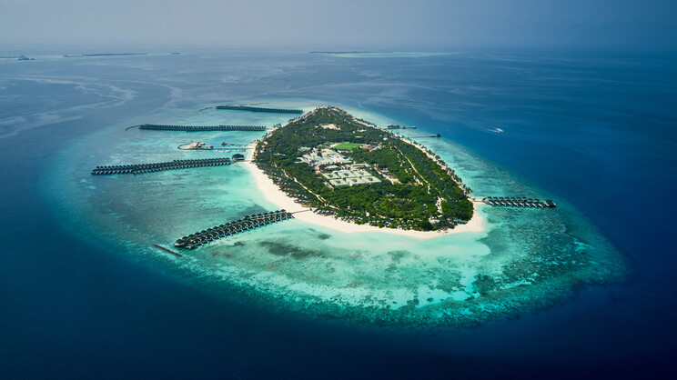 Relax and Rejuvenate: 10 Nights Holiday Deal at Dukes the Palm Dubai & Siyam world Maldives